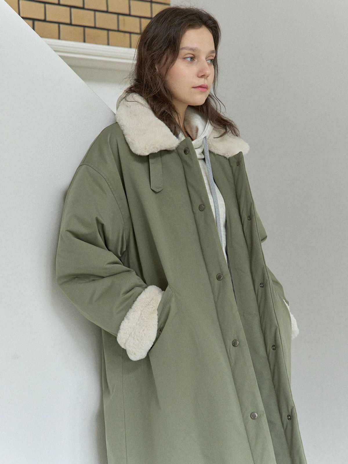 아방(AVANT-G) Safari Fur Long Padding Jumper - KHAKI