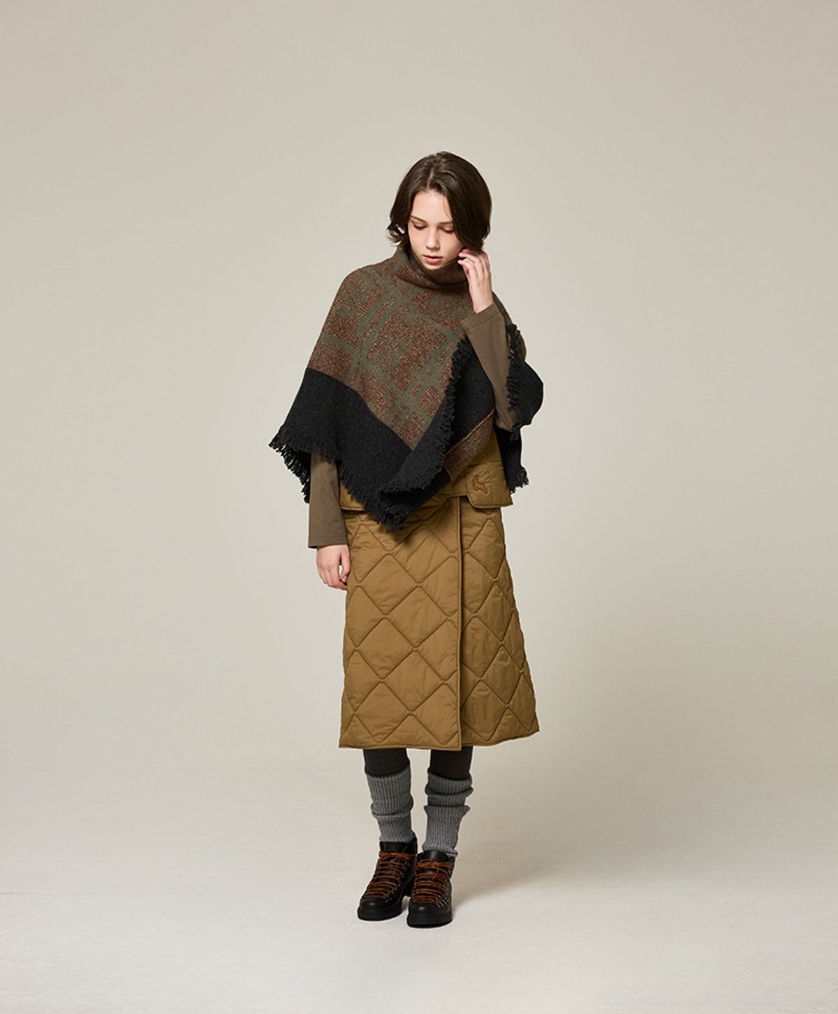 누크피터(NUUKFITTER) UNBALANCE CHECK KNIT SHAWL [BROWN]