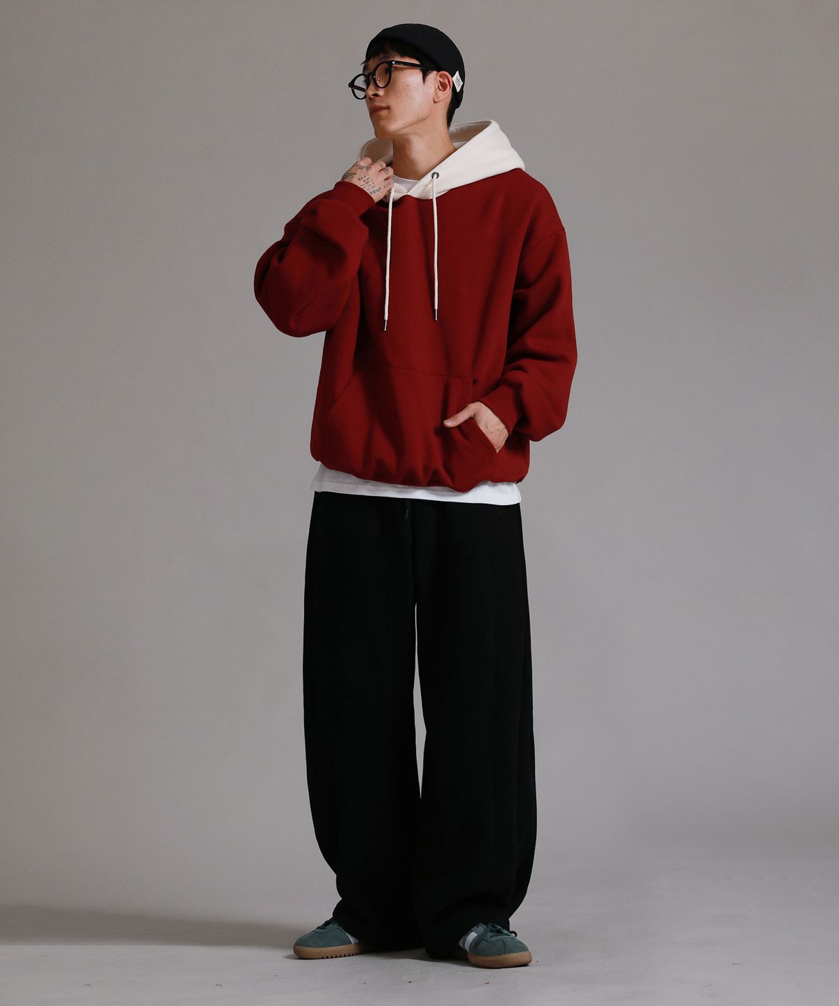 라이크더모스트(LIKE THE MOST) 투 턱 롱사이드 오버 팬츠_블랙