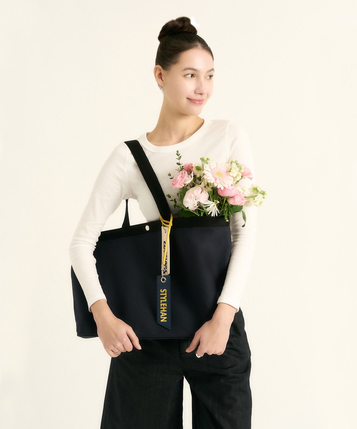 스타일한(STYLEHAN) Dama 쇼퍼백 Navy