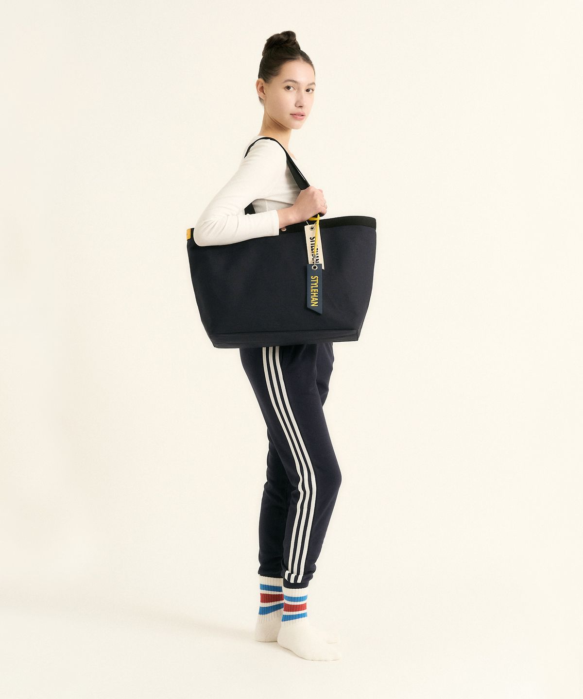 스타일한(STYLEHAN) Dama 쇼퍼백 Navy