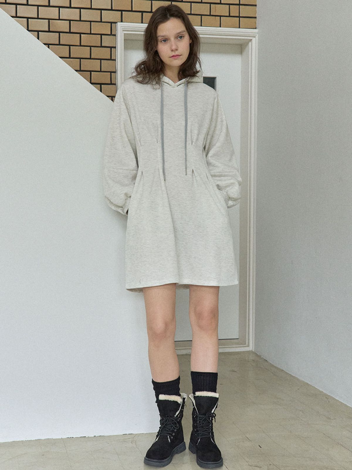 아방(AVANT-G) Hood Fit and Flare Mini Dress - OATMEAL(기모)