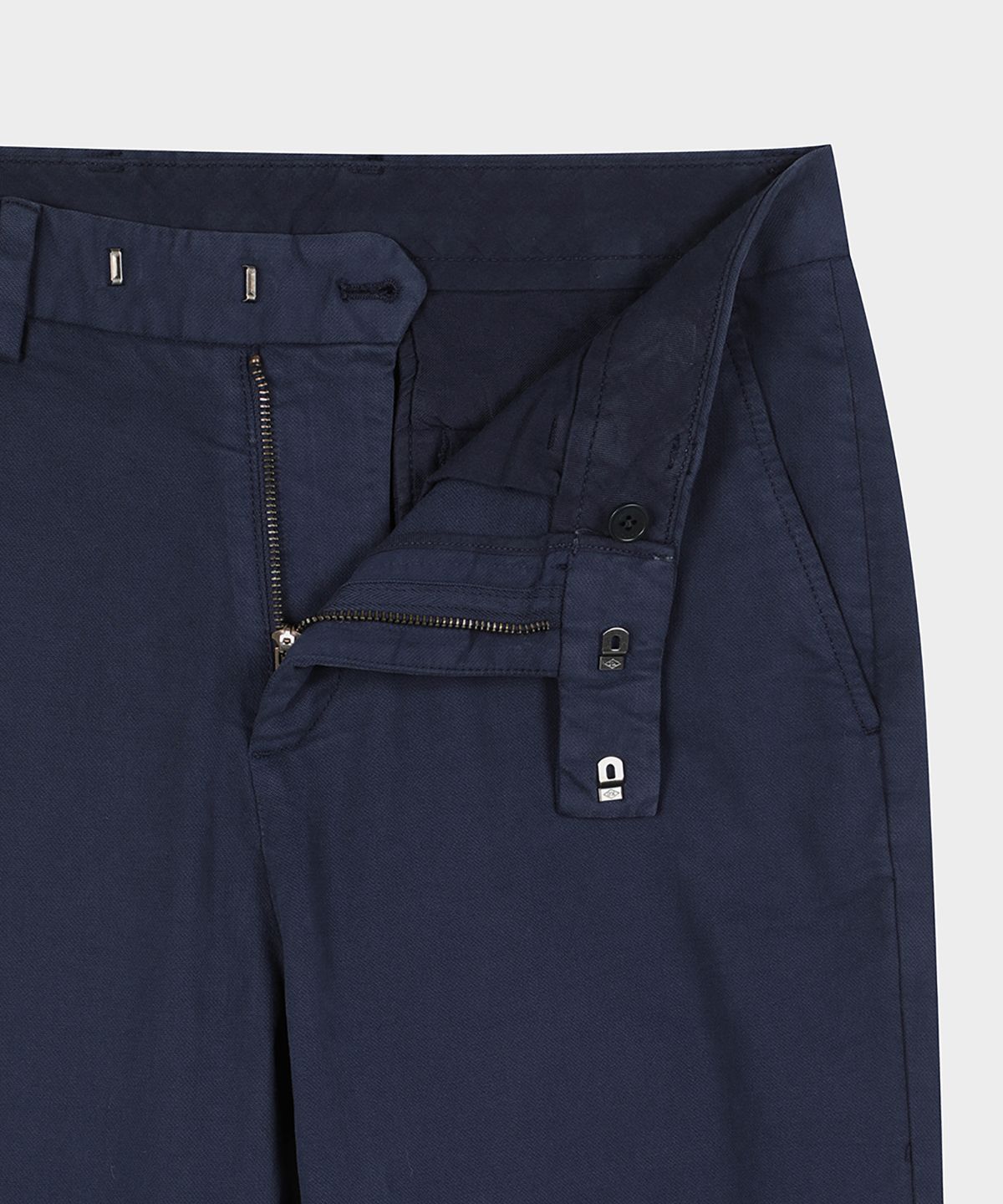 브룩스 브라더스(BROOKS BROTHERS) 브로큰 트윌 치노팬츠 (네이비) (BBPCMM0627QEF)