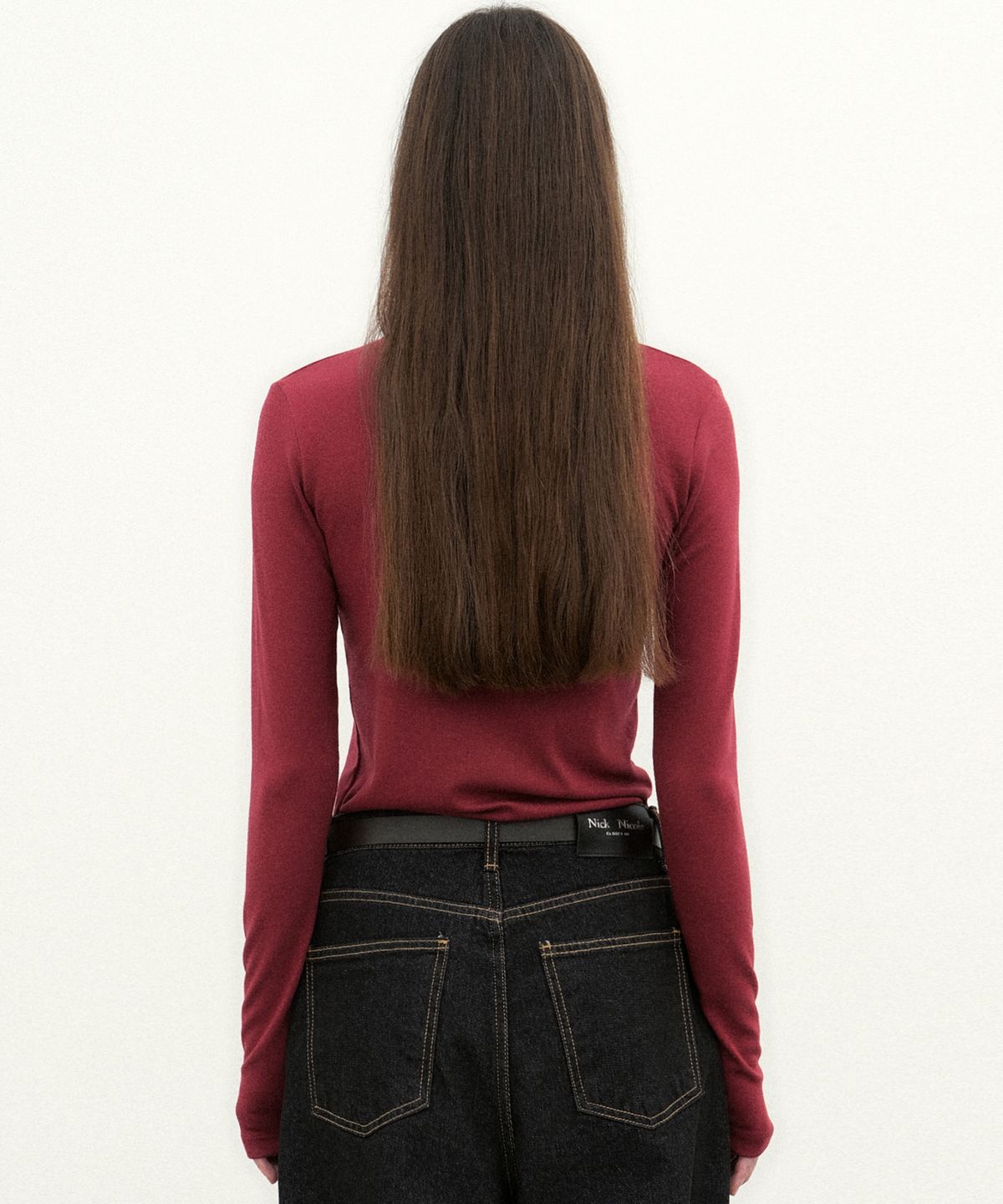 닉앤니콜(NICK&NICOLE) [ESSENTIAL] HIGH NECK SLIM TOP_RED