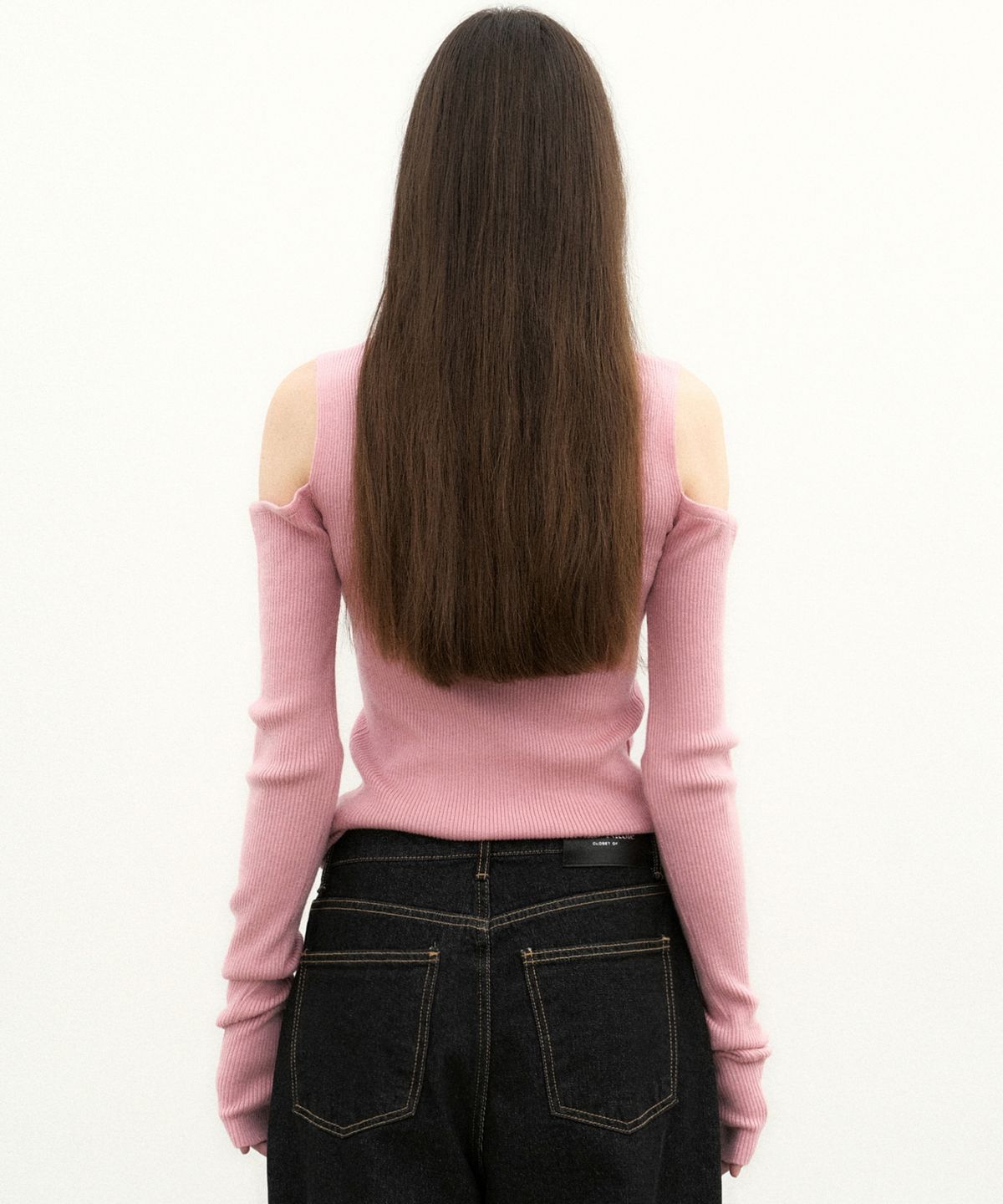 닉앤니콜(NICK&NICOLE) NICOLE WARMER RIBBED OFF SHOULDER KNIT_CLASSIC PINK