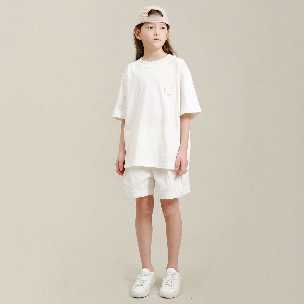 벤(BBEEEENN) 벤몬 오버핏 티셔츠_아이보리