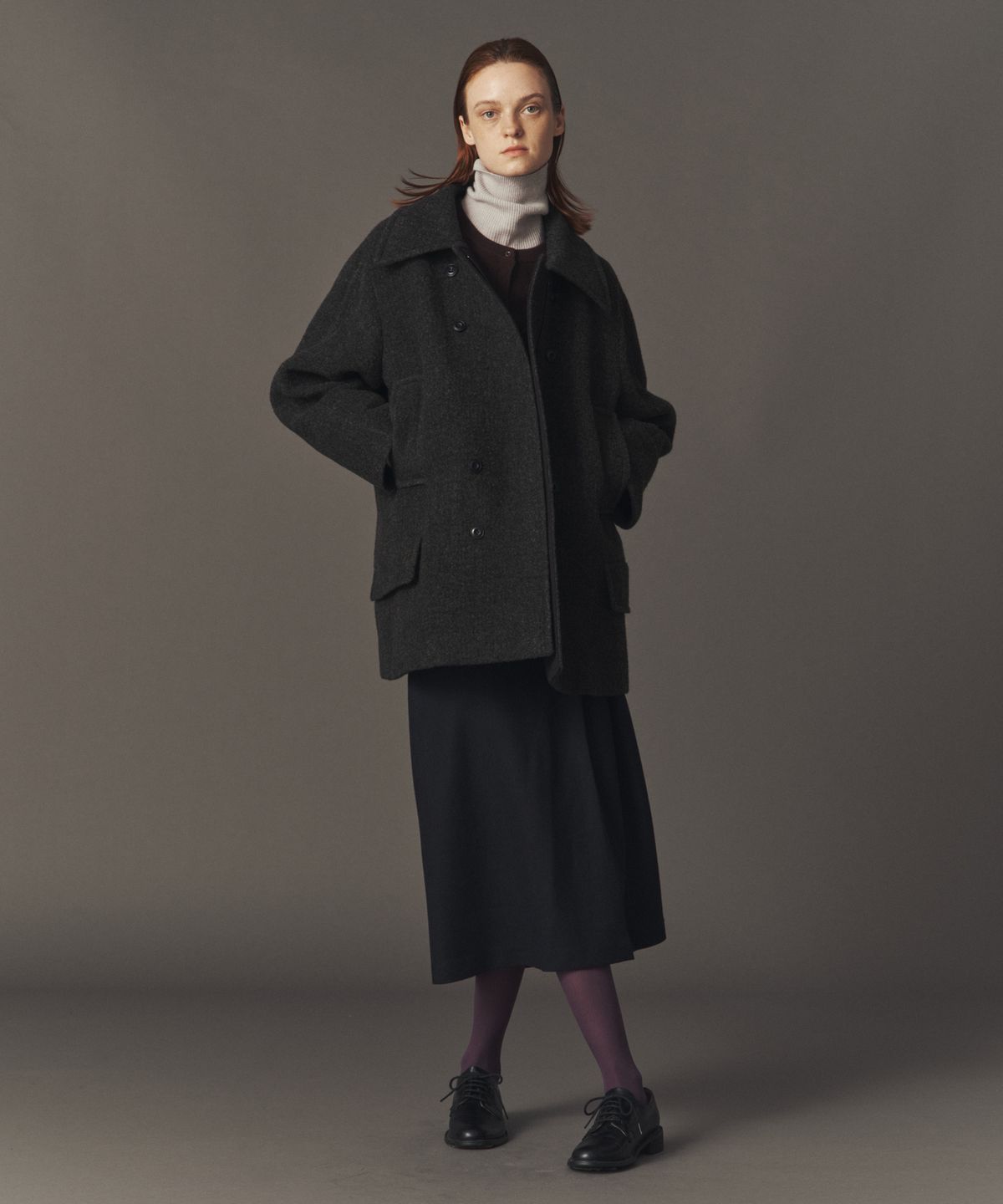 아위(AHWE) WOOL BLEND TUCKED SKIRT_D NAVY
