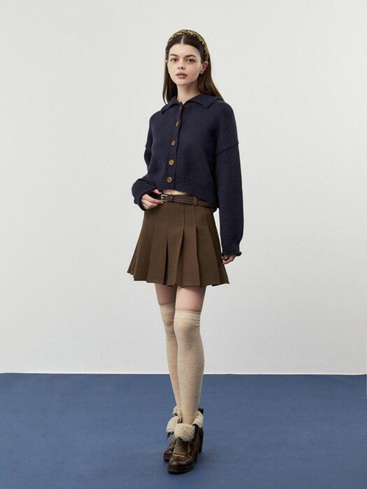 쿨키튼(KOOLKITTEN) Bold Buttons Collar Knit Cardigan (NAVY)