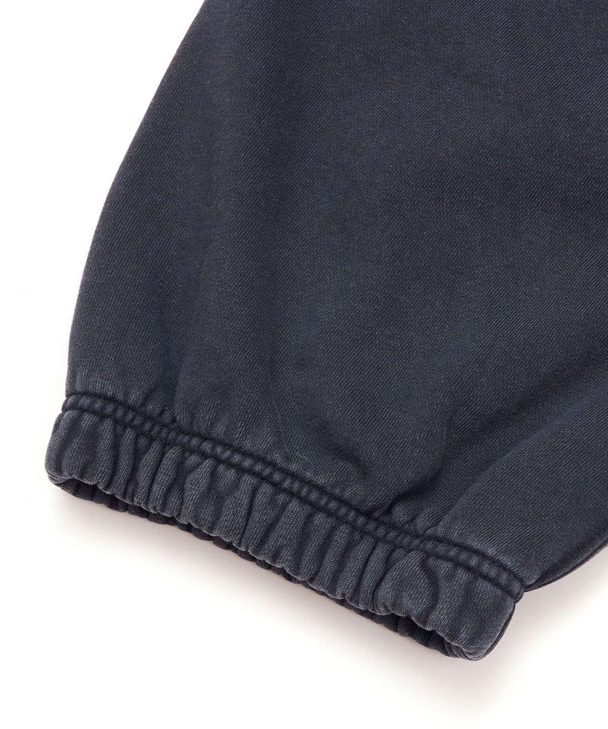 욜프(YORF) YORF TRAINING PANTS OVERDYED CHARCOAL