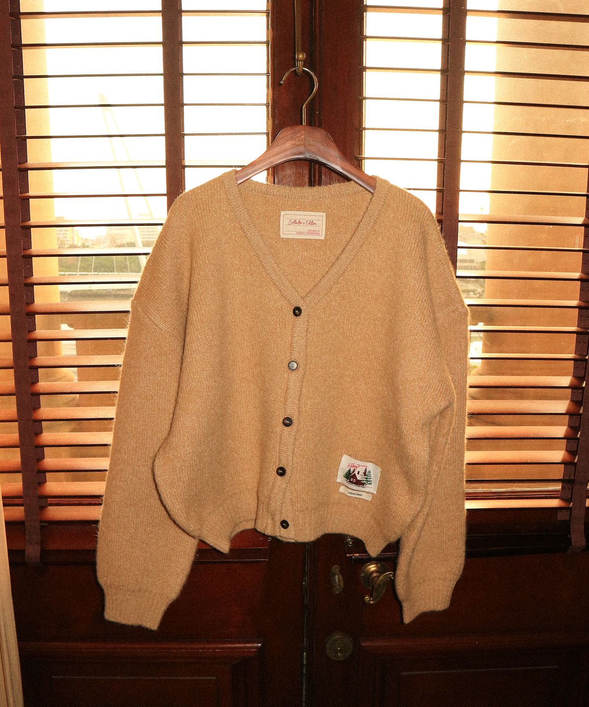 하케쉬(HACKESCH) Momo Cardigan_Custard