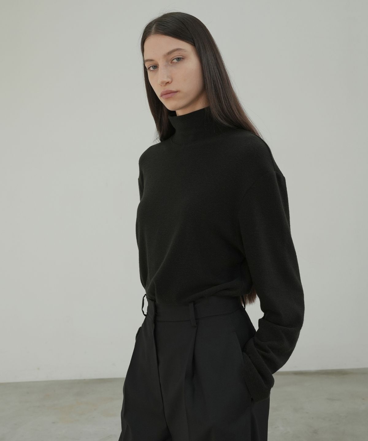 폴앤앨리스(PAUL&ALICE) STITCH LINE WOOL TURTLE NECK / 4COLOR
