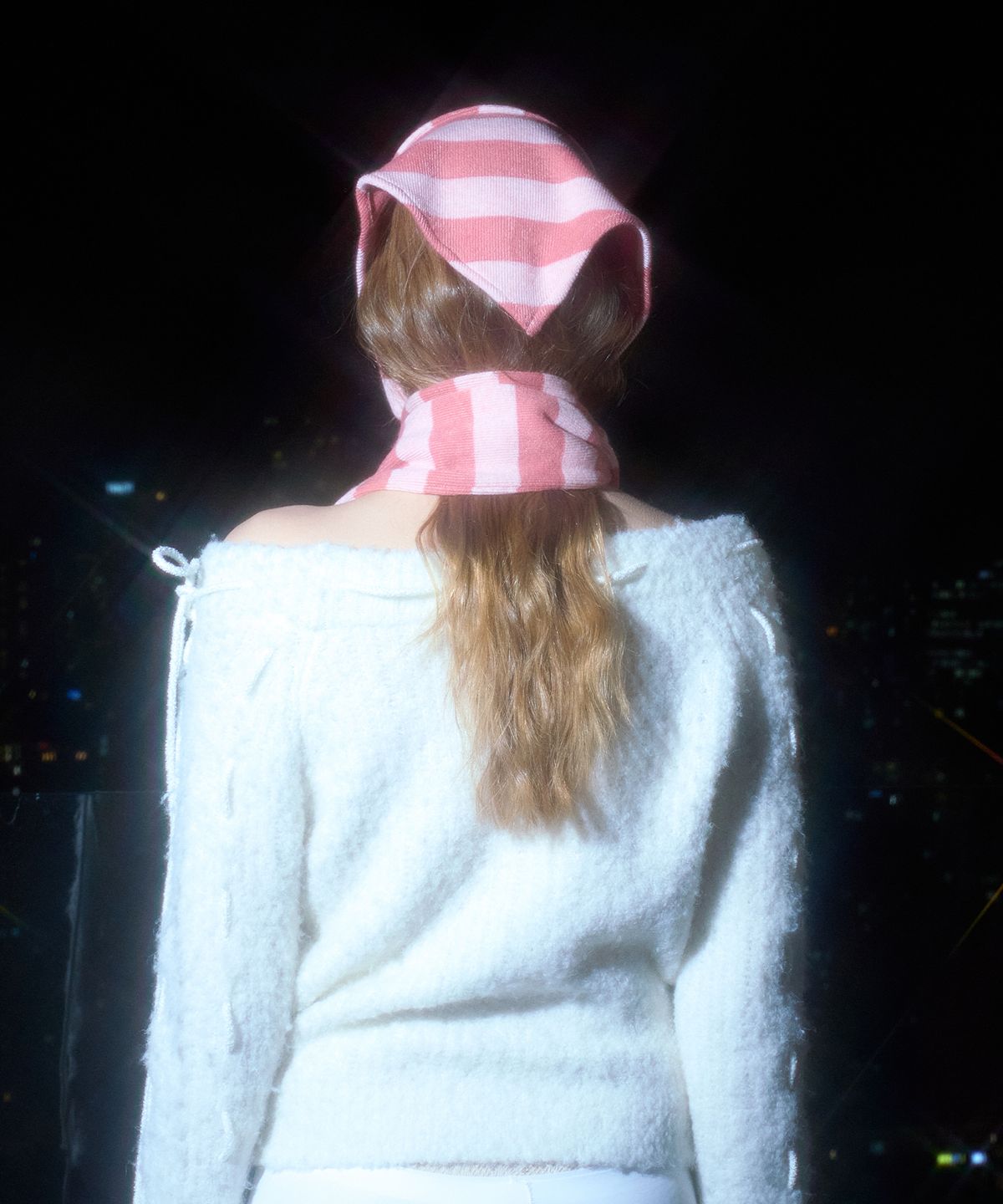 일리오(ILLIO) DUSTY PINK STRIPE KERCHIEF MUFFLER