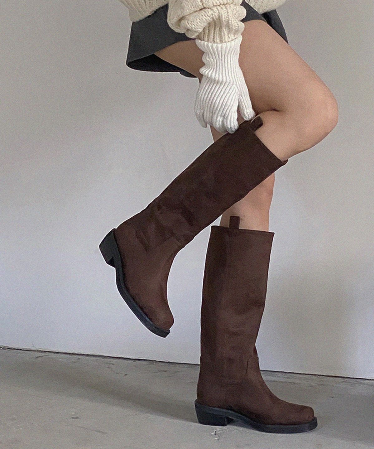 무드앤플(MOODNPLE) herius 베이직 심플 네츄럴 셔링 롱부츠  2color 4cm
