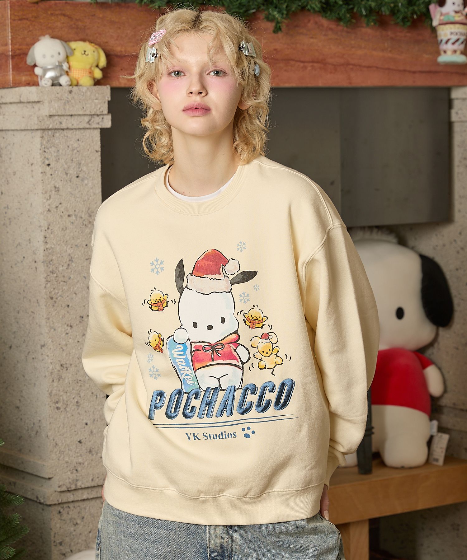 ★Wai Kei★ Snowing Santa Pochaco Man to Man Navy YKBD03TS17 MUSINSA | WAI KEI Snowing Santa Pochaco Man to Man Navy