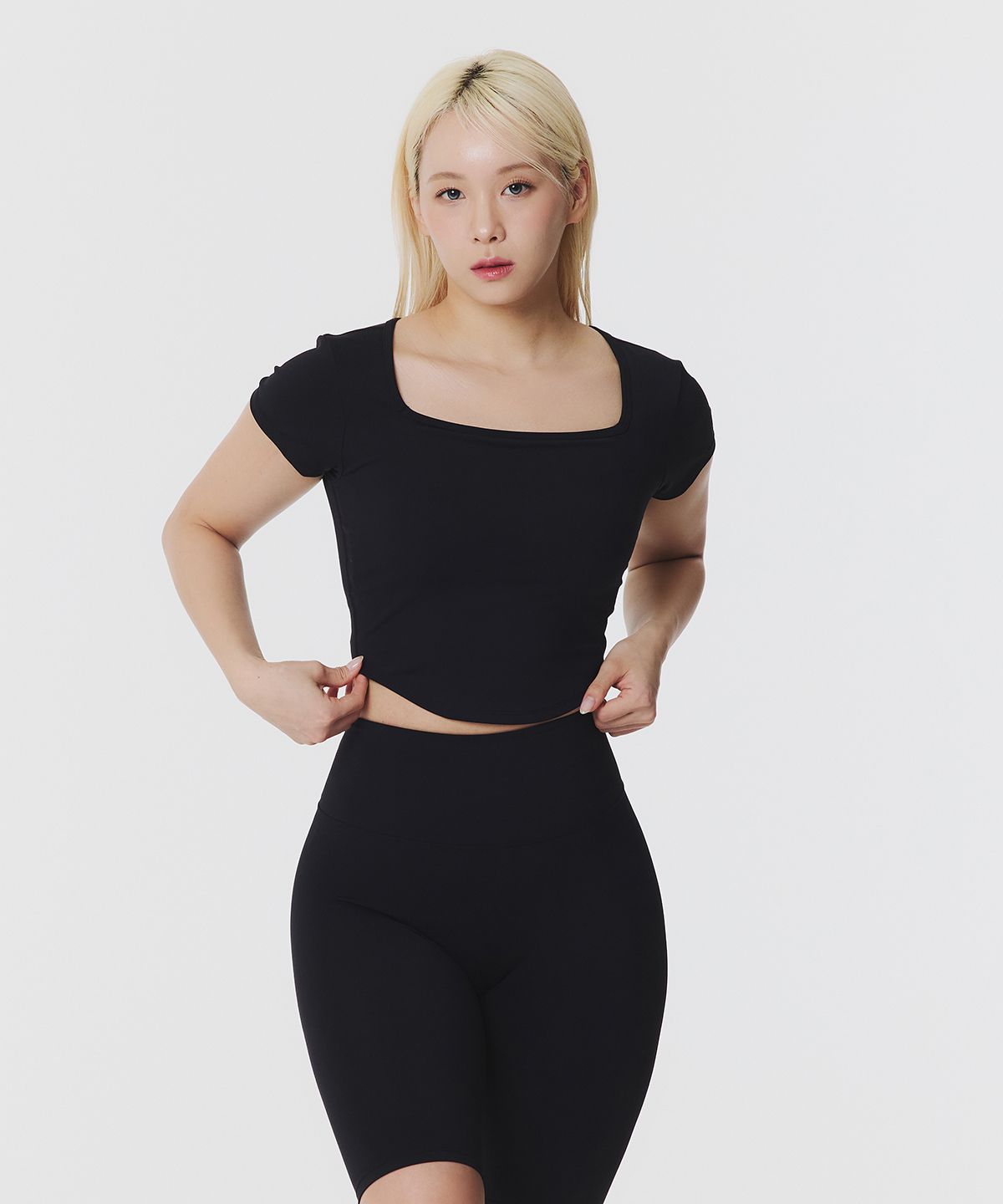 무신사 스탠다드 스포츠(MUSINSA STANDARD SPORTS) 무브텐션 숏슬리브 브라탑 우먼 (4color)