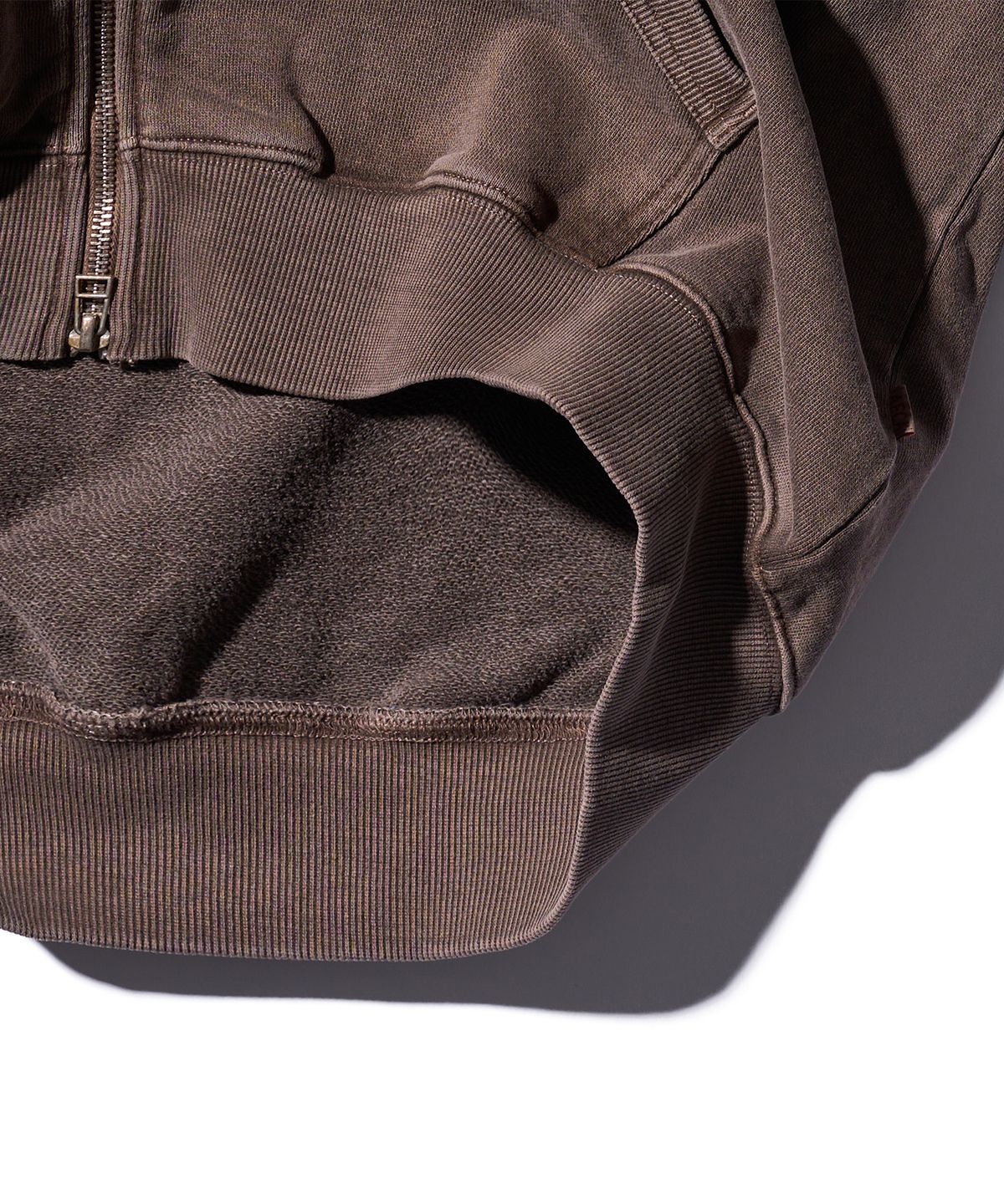 에이카화이트(AECA) AECA BOMB ZIP UP HOODIE-WASHED BROWN