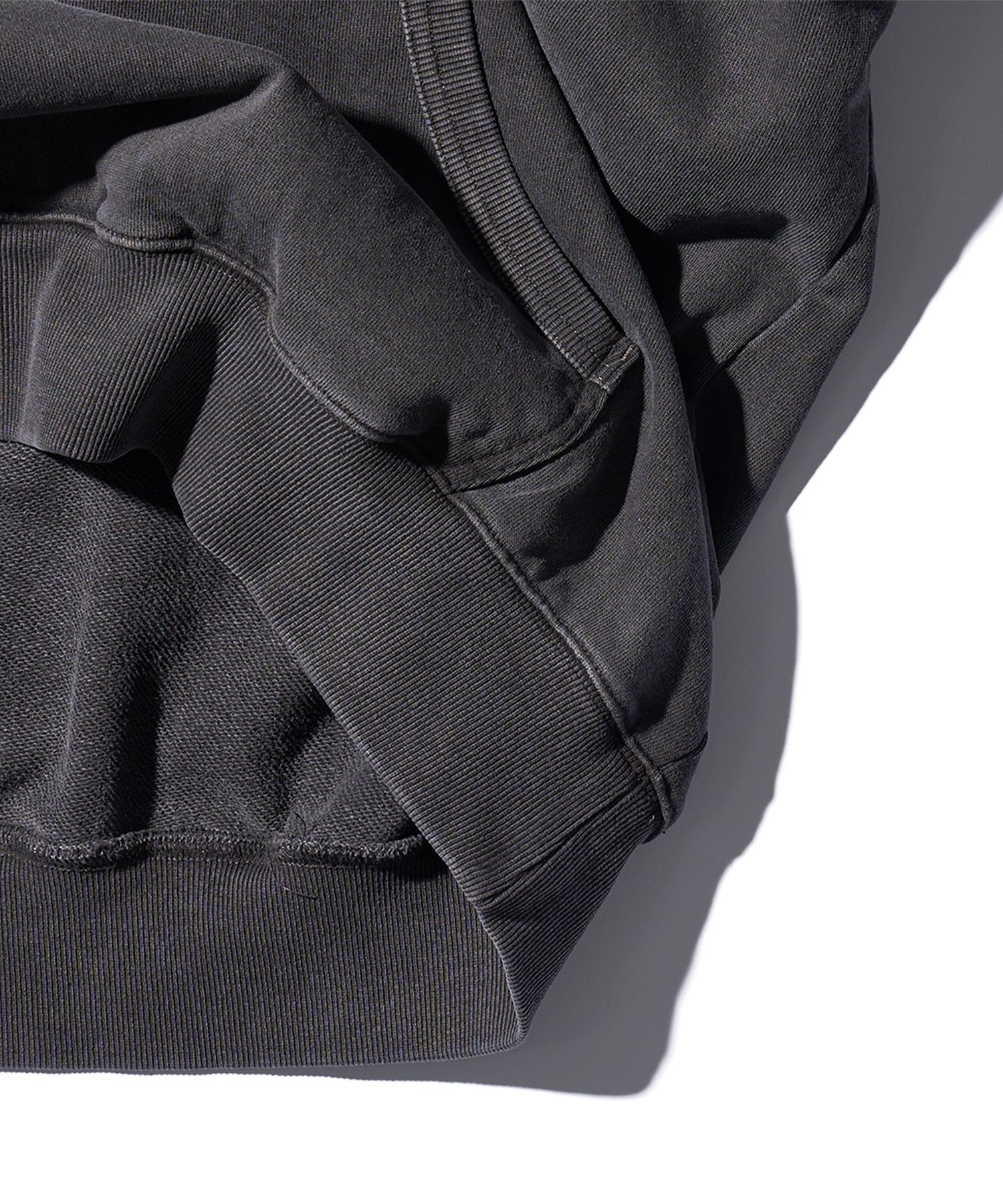 MUSINSA | AECA WHITE EVERYDAY AECA CLOVER HOODIE-WASHED CHARCOAL