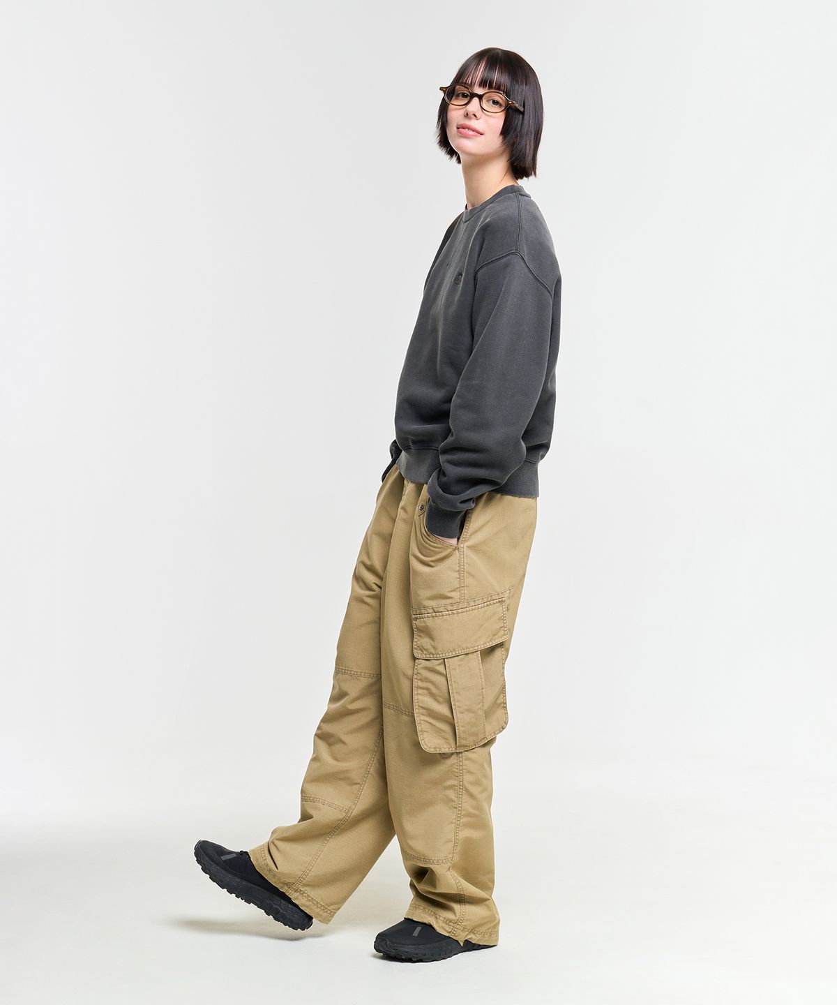 에이카화이트(AECA) EVERYDAY AECA CLOVER SWEAT SHIRTS-WASHED CHARCOAL