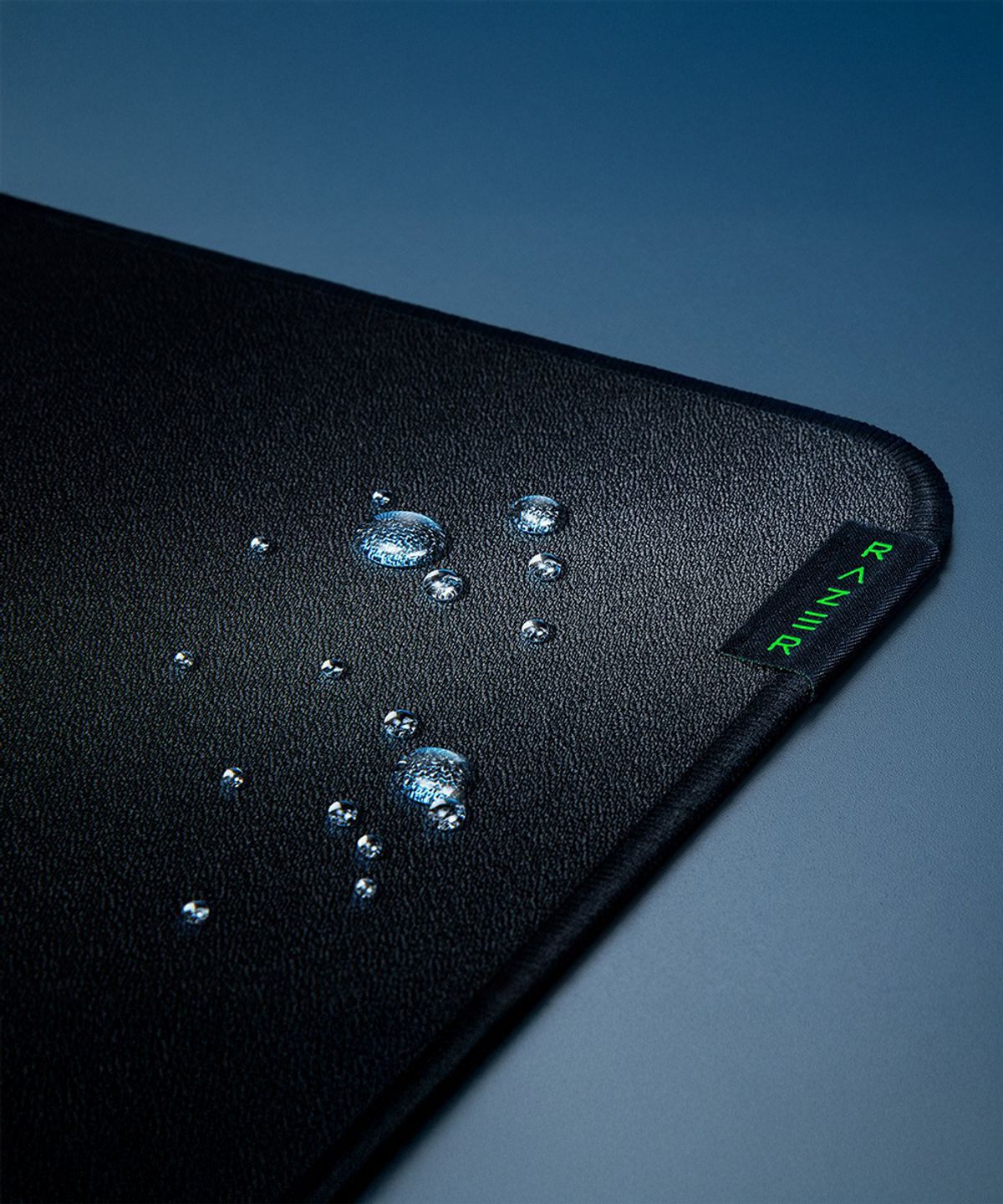 레이저(RAZER) Strider Large 게이밍  마우스패드