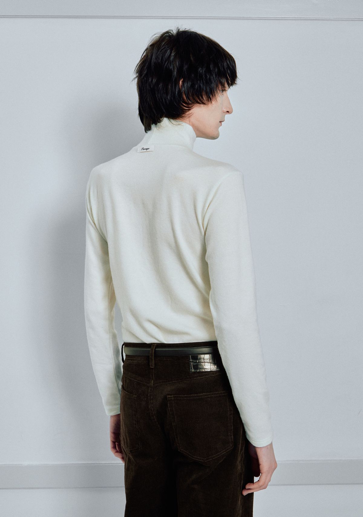 세비지(SAVAGE) Turtle Neck Jersey - Ivory