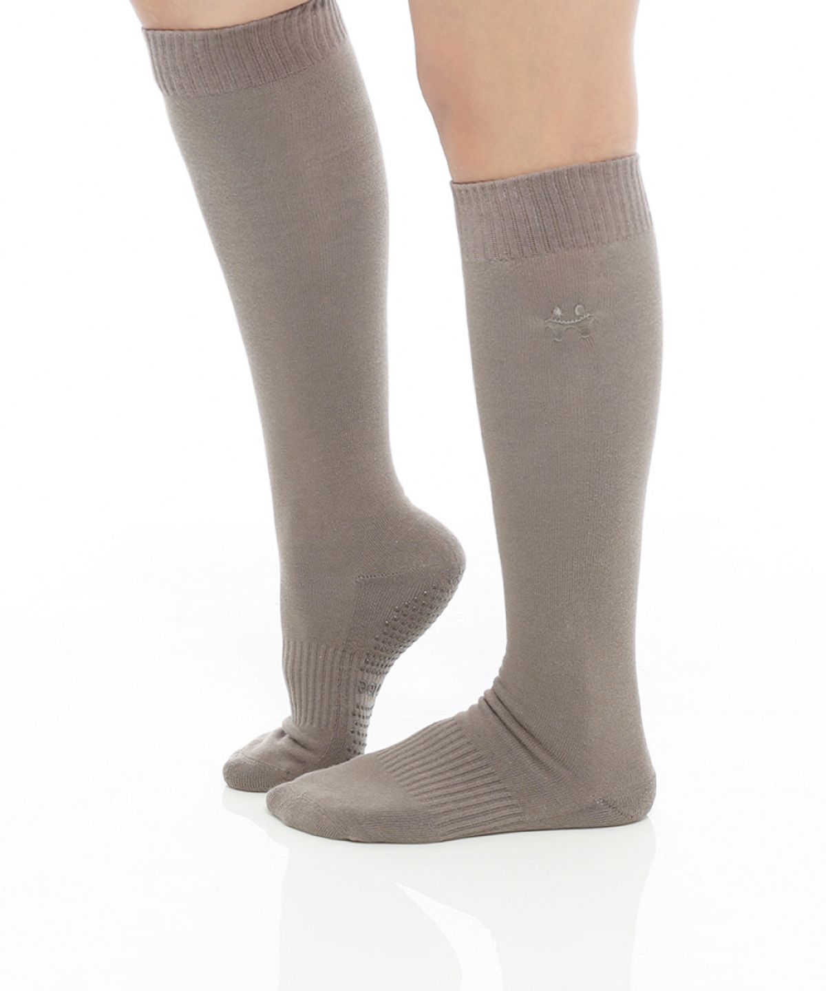 떰토(THUMBTOE) Knee Socks Oak 필라테스 니삭스 무봉제 심리스 미끄럼방지 양말
