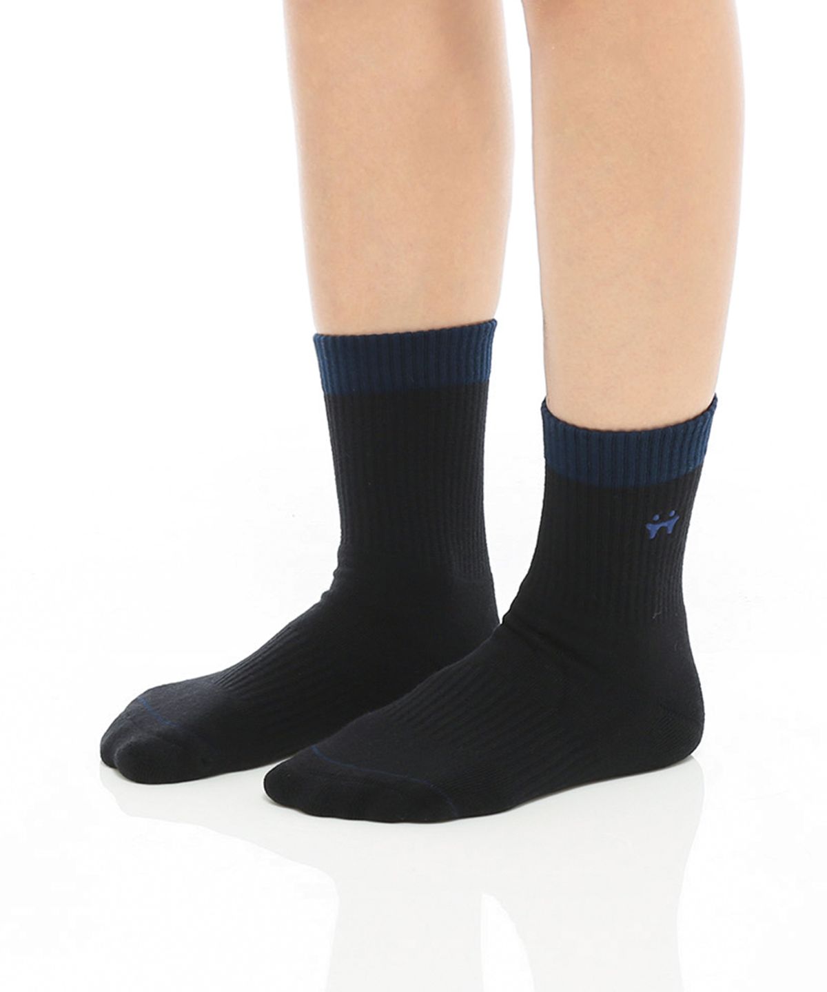 떰토(THUMBTOE) Navy Black 스포츠 쿠션 크루삭스 무봉제 심리스 양말