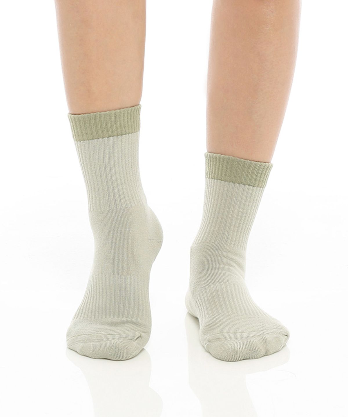 떰토(THUMBTOE) Olive Green 스포츠 쿠션 크루삭스 무봉제 심리스 양말