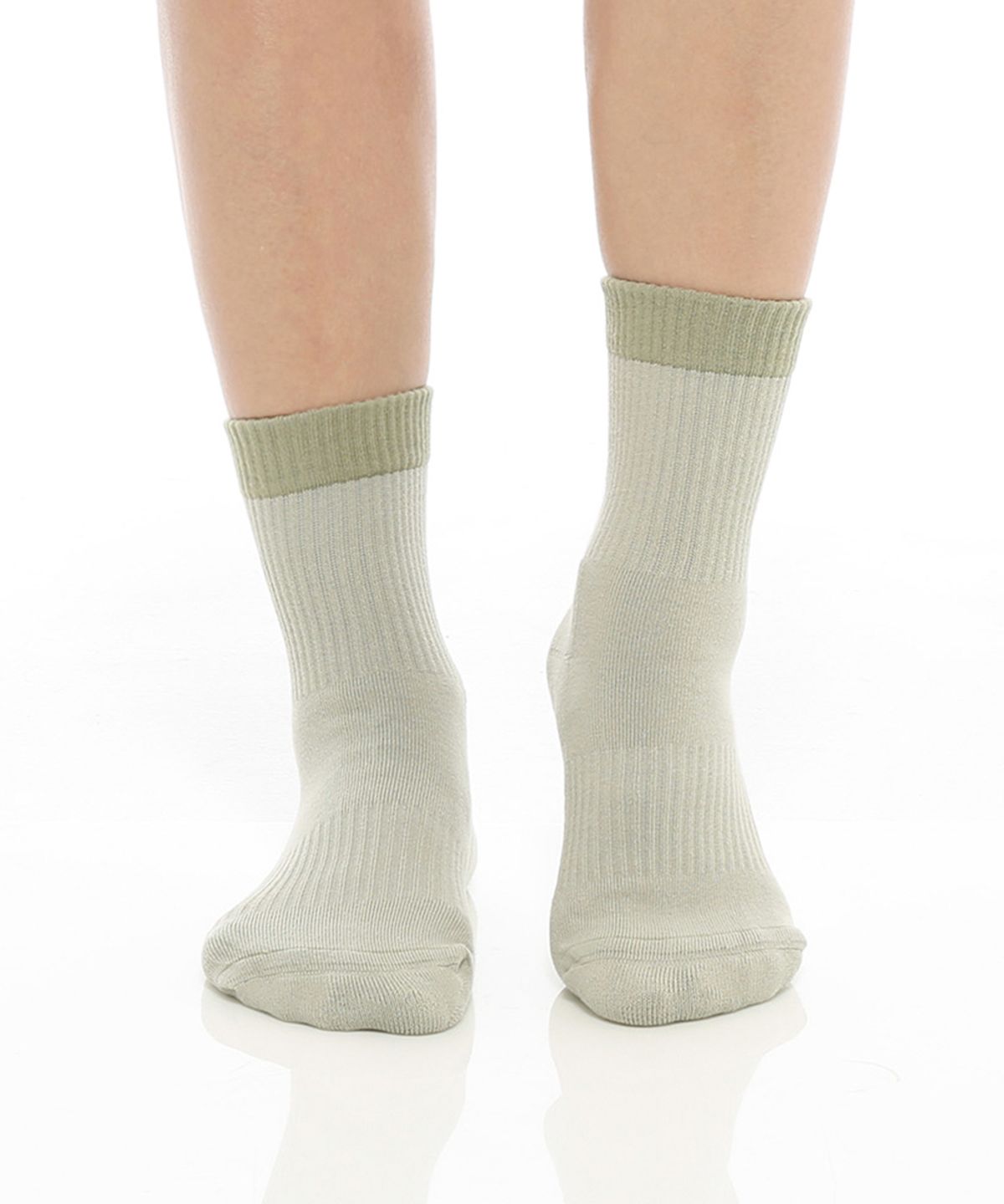 떰토(THUMBTOE) Olive Green 스포츠 쿠션 크루삭스 무봉제 심리스 양말