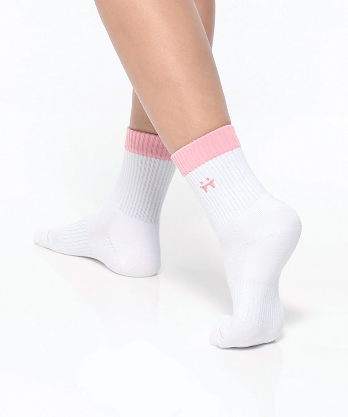떰토(THUMBTOE) Baby Pink 스포츠 쿠션 크루삭스 무봉제 심리스 양말