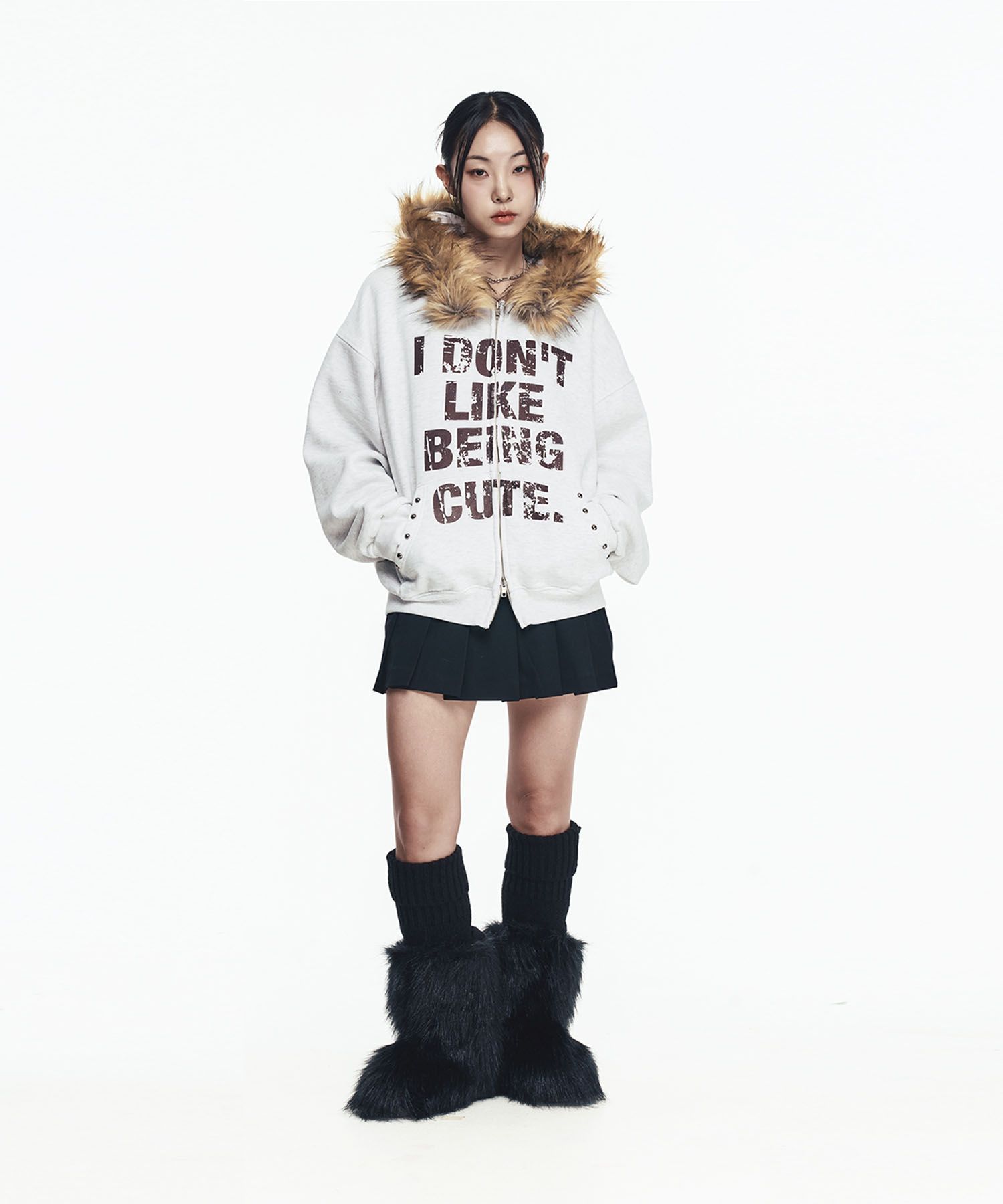 MUSINSA公式 | EASY NO EASY Crop Fur Hooded Zip-Up - Ivory