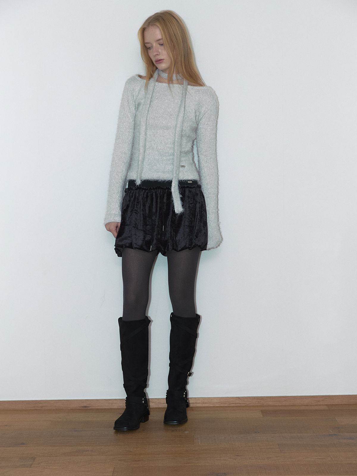 아수라(ASURA) VELOUR BALLOON SKIRT (DARK NAVY)