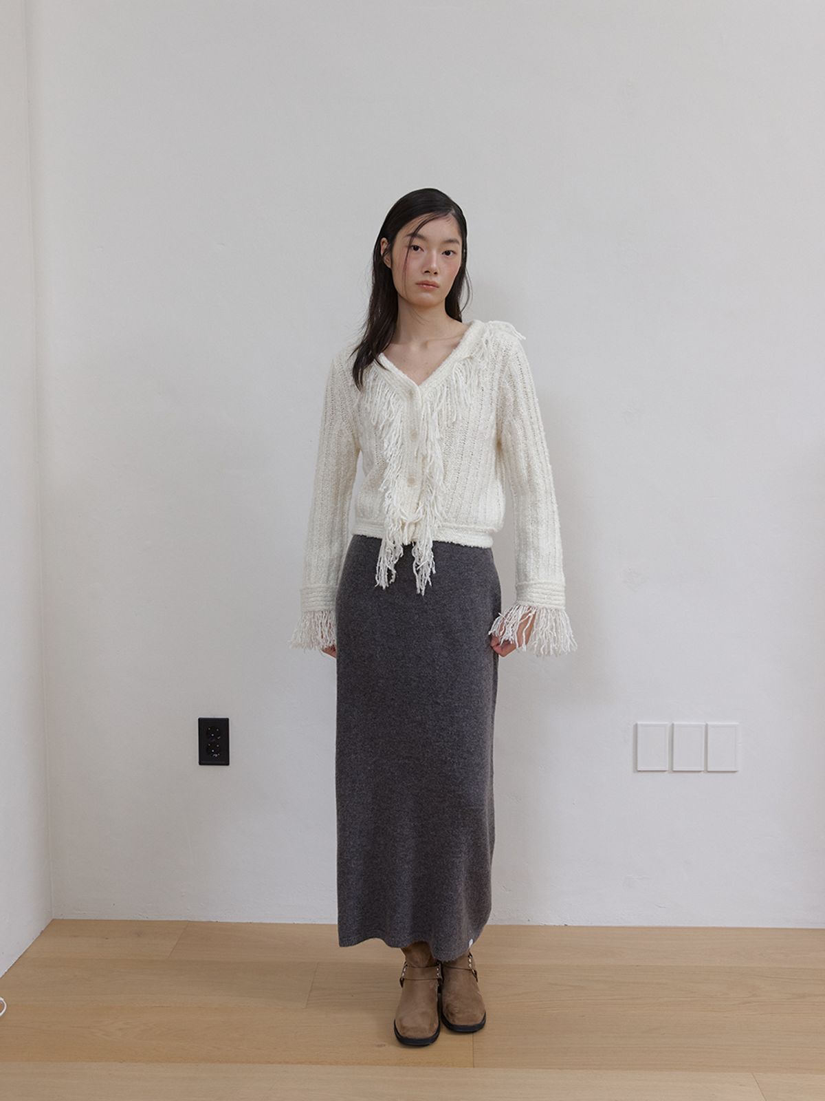 아수라(ASURA) HAILEY TASSEL CADIGAN (IVORY)