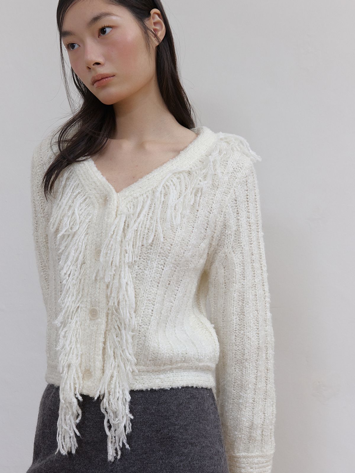 아수라(ASURA) HAILEY TASSEL CADIGAN (IVORY)