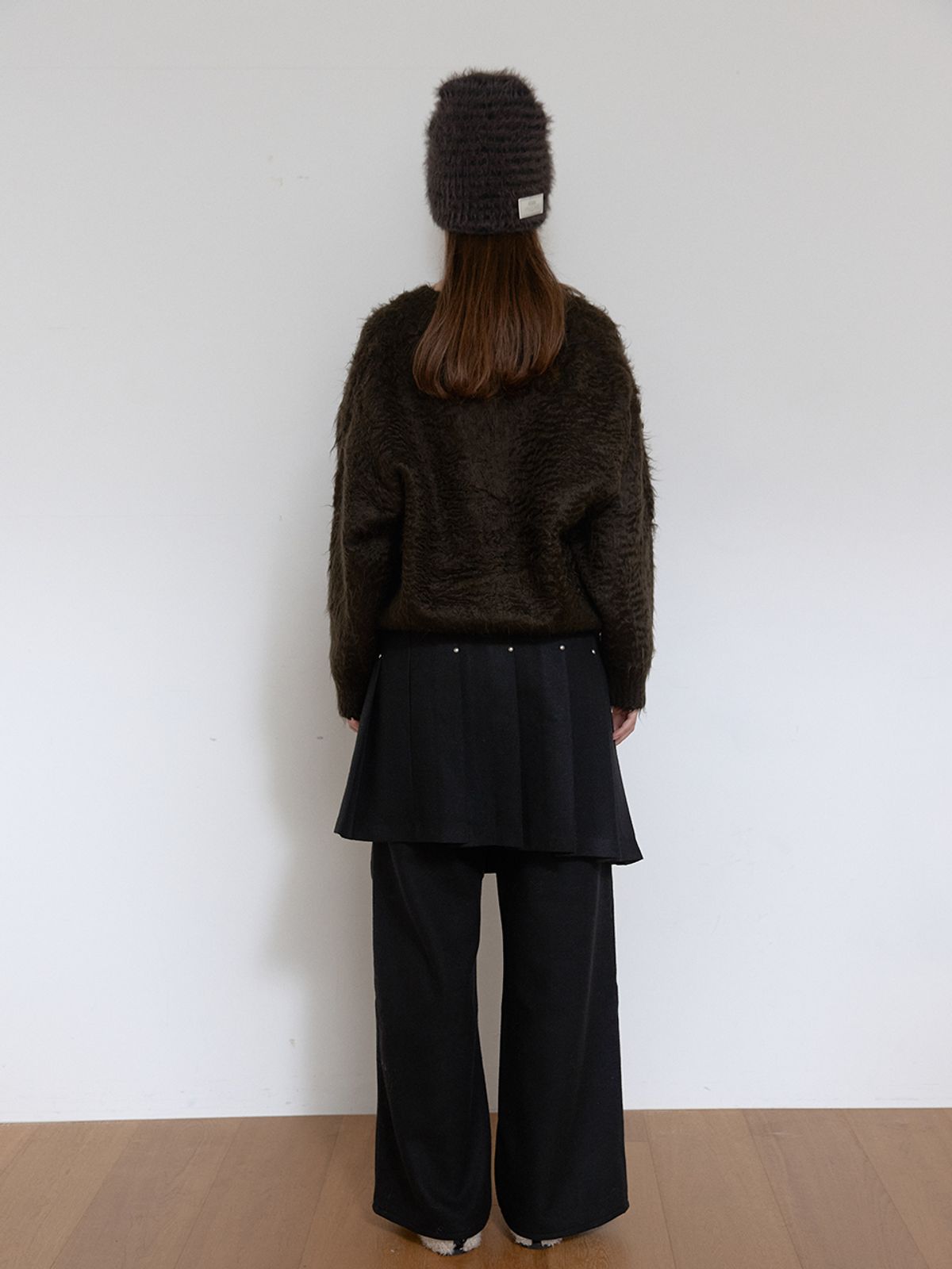 아수라(ASURA) WOOL RIVET PANTS (BLACK)