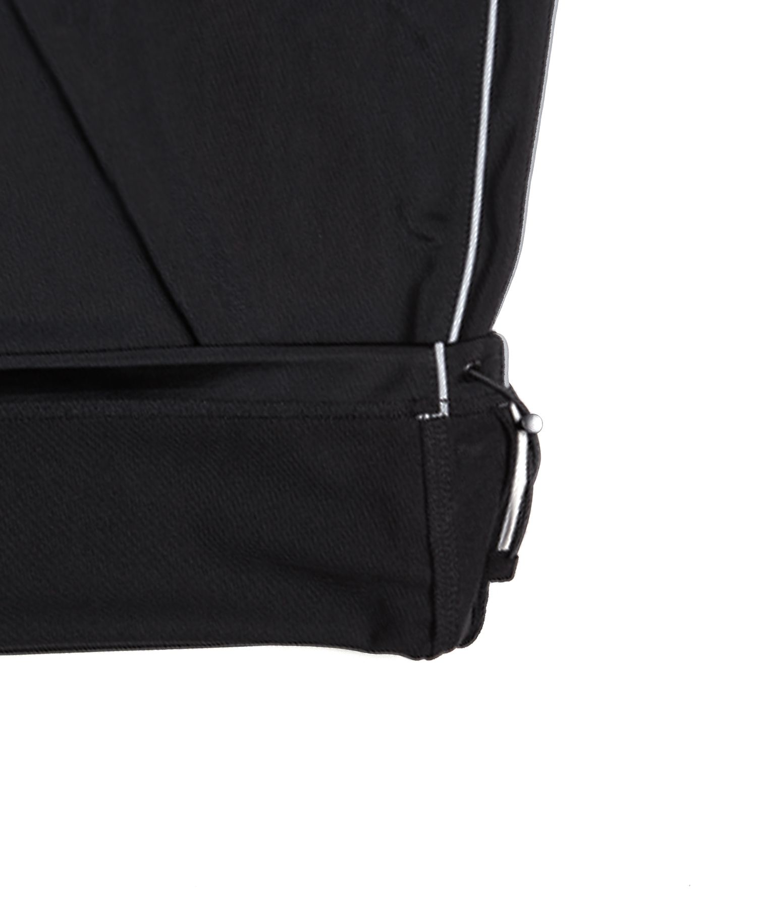 MUSINSA | XTONZ XP260 SHINE PIPING WIDE TRACK PANTS (BLACK)
