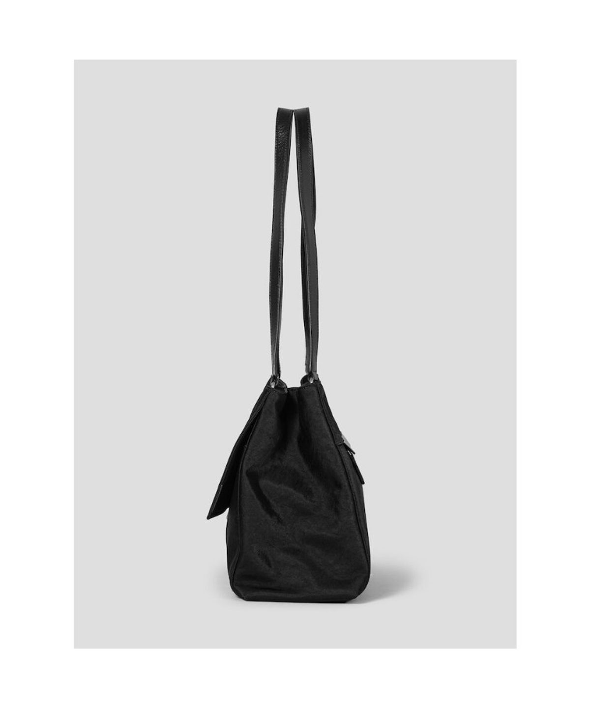 빈폴 액세서리(BEANPOLE ACCESSORY) 노라 나일론 플랩 숄더백 - 블랙