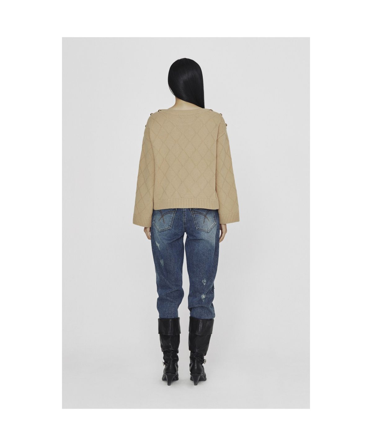 럭키슈에뜨(LUCKY CHOUETTE) [Holiday Edition] Front Accentuated Knit Pullover (camel) LFWAS25030CMX