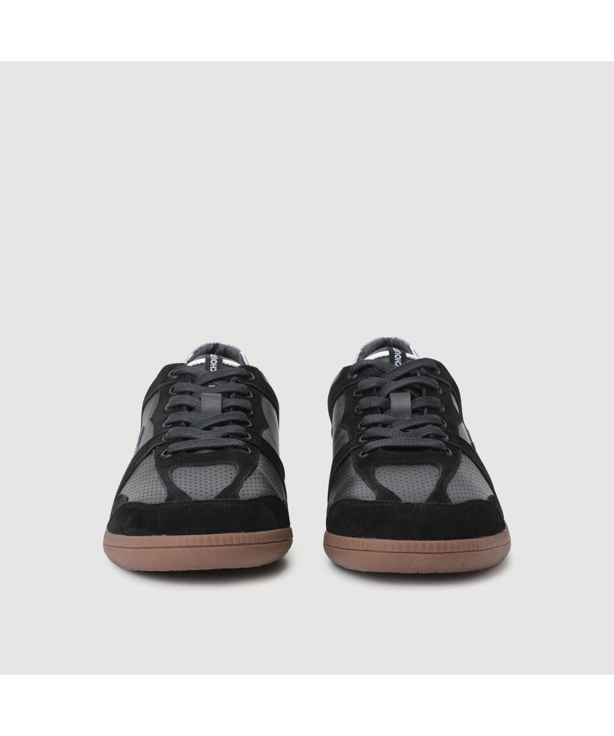 럭키슈에뜨(LUCKY CHOUETTE) [Holiday Edition] Front Punching Color Block Sneakers (black) LK1CM25010BKX