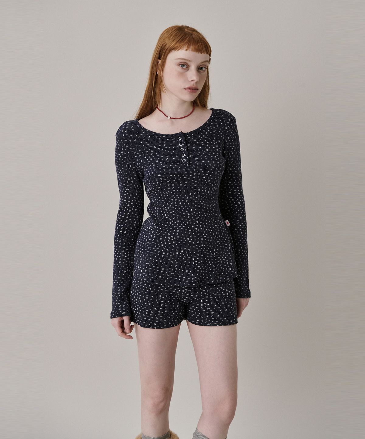 준준스페이스(JUNEJUNE SPACE) Patterned Knit Shorts_Navy (패턴 니트 쇼츠_네이비)