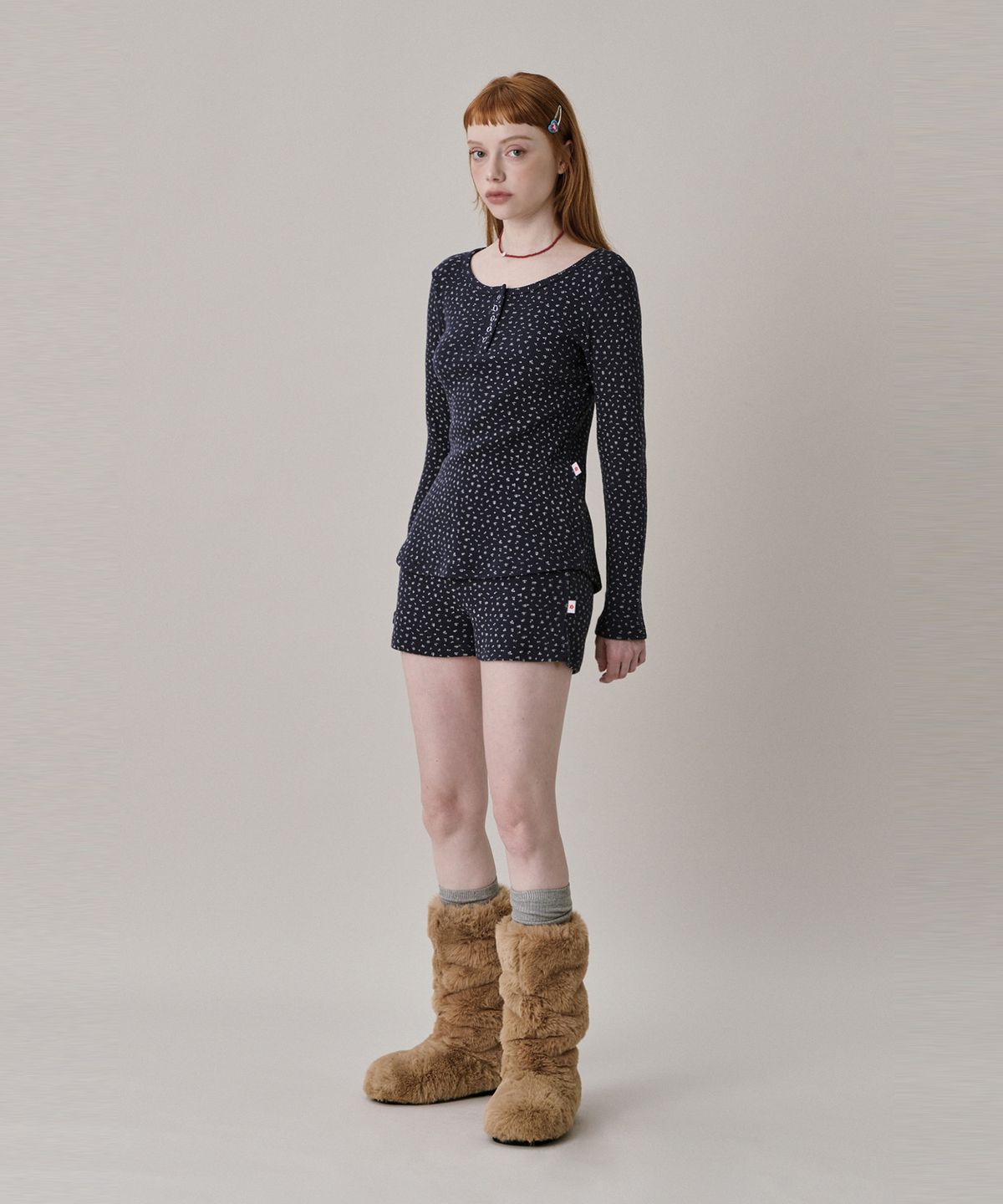 준준스페이스(JUNEJUNE SPACE) Patterned Knit Shorts_Navy (패턴 니트 쇼츠_네이비)