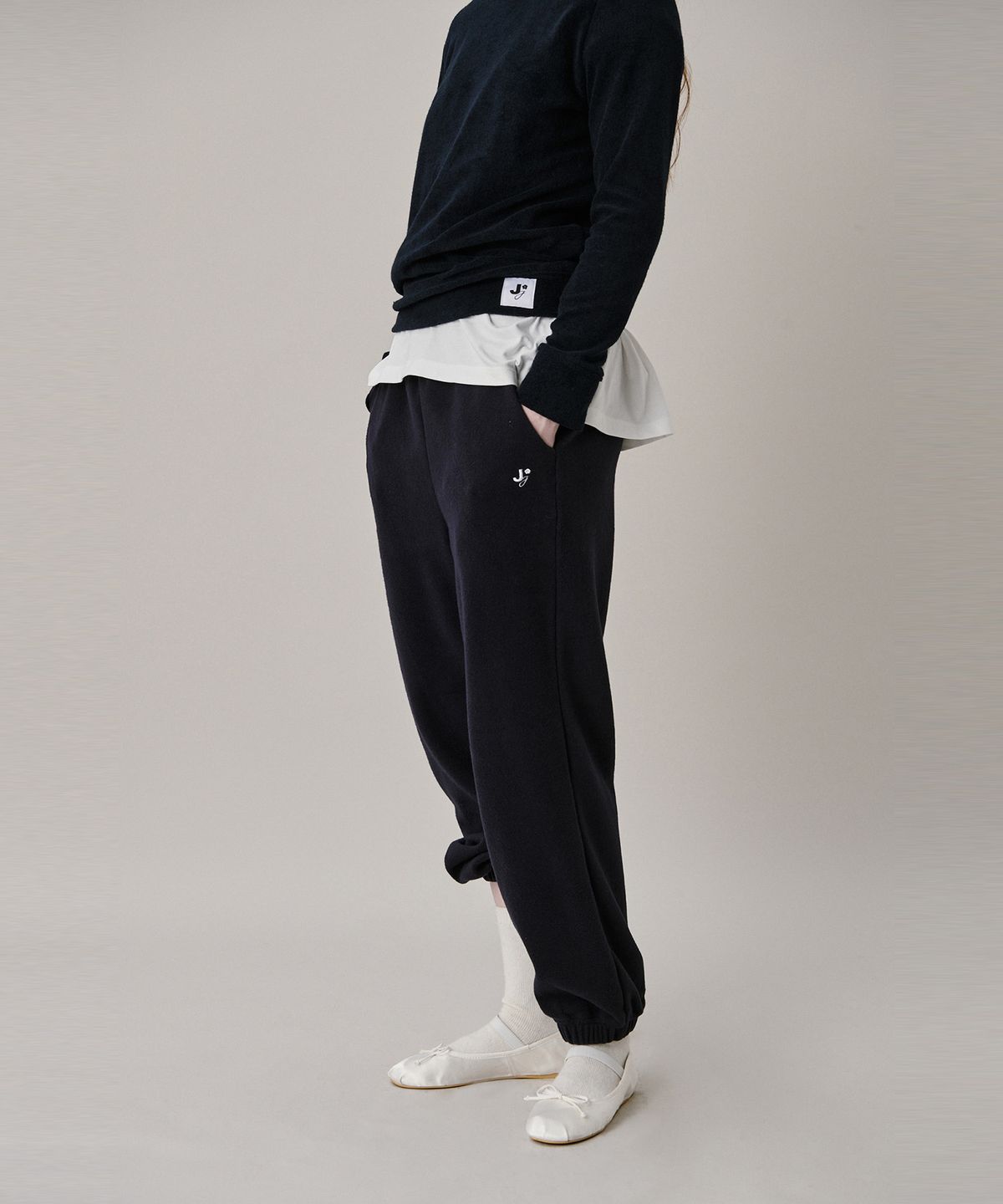 준준스페이스(JUNEJUNE SPACE) Soft Jogger Pants_Navy (소프트 조거 팬츠_네이비)