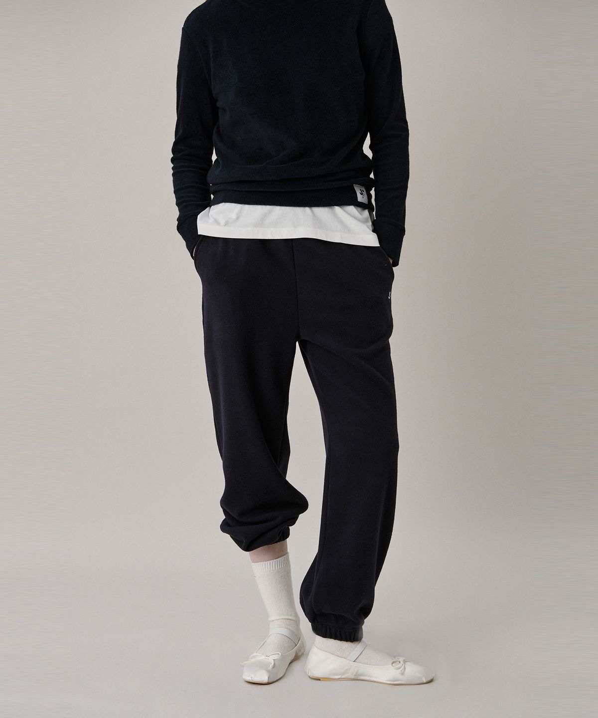 준준스페이스(JUNEJUNE SPACE) Soft Jogger Pants_Navy (소프트 조거 팬츠_네이비)