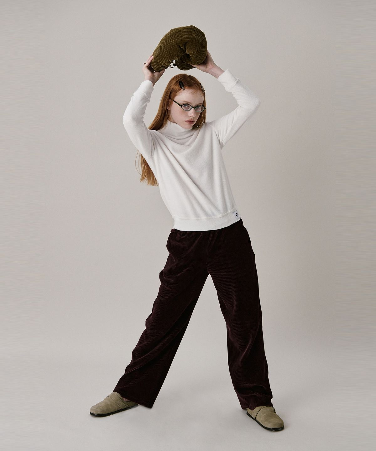 준준스페이스(JUNEJUNE SPACE) 24 Two Tone Velour Pants_Burgundy (24 투 톤 벨루어 팬츠_버건디)