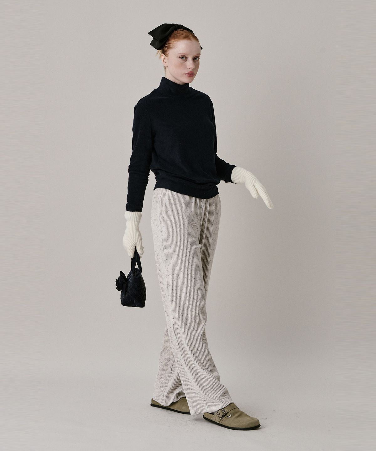 준준스페이스(JUNEJUNE SPACE) 24 Two Tone Velour Pants_Ivory (24 투 톤 벨루어 팬츠_아이보리)