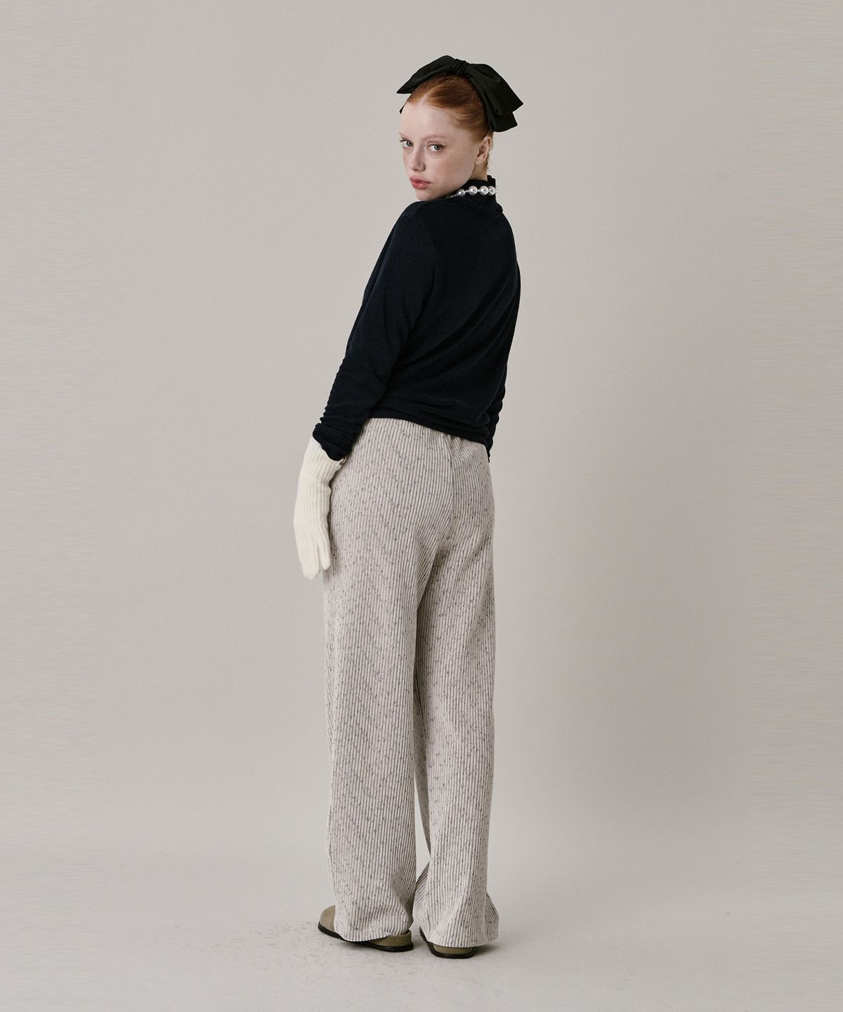 준준스페이스(JUNEJUNE SPACE) 24 Two Tone Velour Pants_Ivory (24 투 톤 벨루어 팬츠_아이보리)