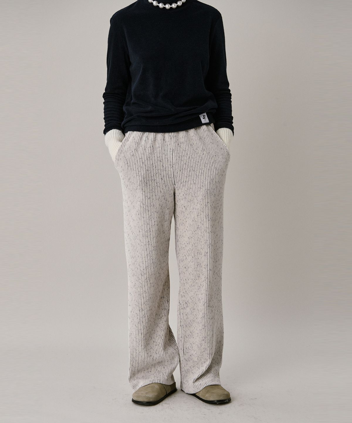 준준스페이스(JUNEJUNE SPACE) 24 Two Tone Velour Pants_Ivory (24 투 톤 벨루어 팬츠_아이보리)