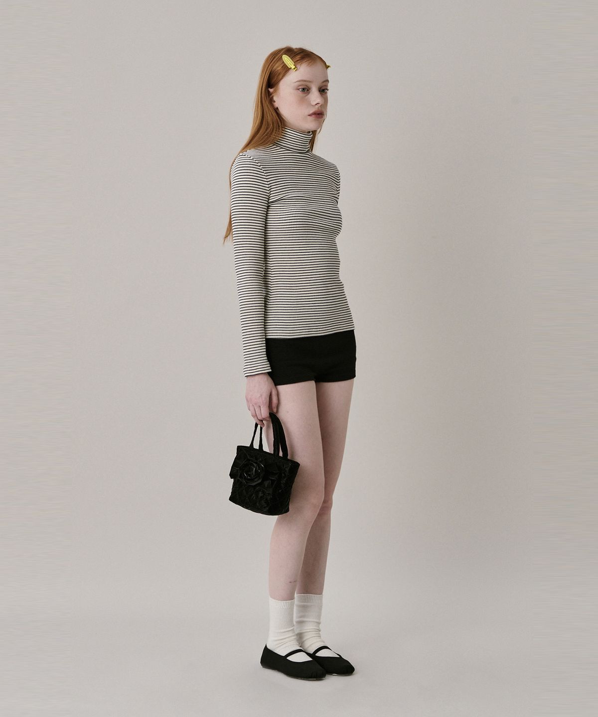 준준스페이스(JUNEJUNE SPACE) New Logo Stripe Turtleneck T-shirt_Ivory (뉴 로고 스트라이프 터틀넥 티셔츠_아이보리)