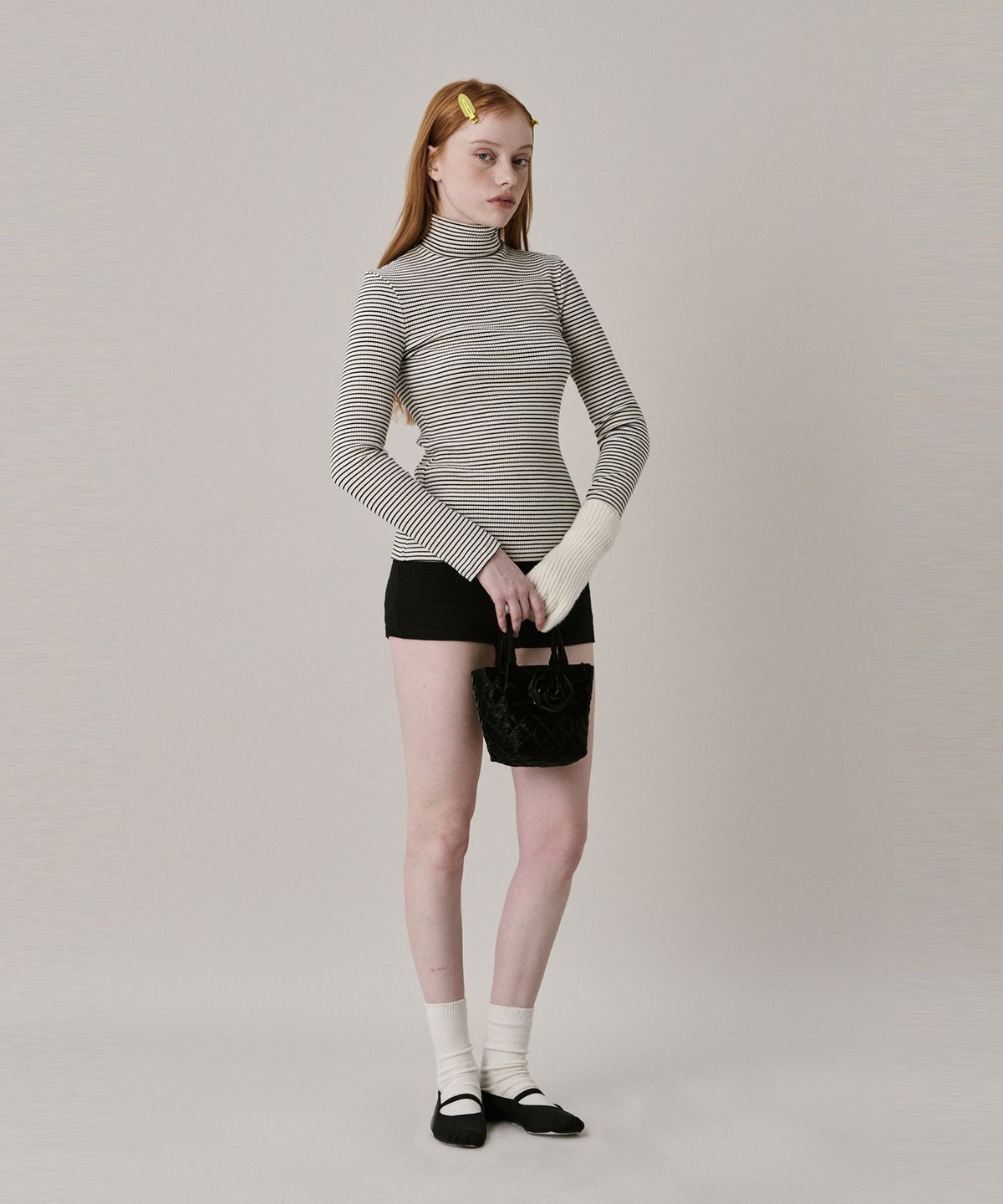 준준스페이스(JUNEJUNE SPACE) New Logo Stripe Turtleneck T-shirt_Ivory (뉴 로고 스트라이프 터틀넥 티셔츠_아이보리)