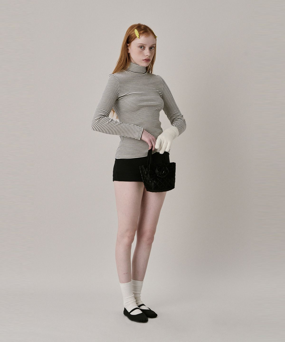 준준스페이스(JUNEJUNE SPACE) New Logo Stripe Turtleneck T-shirt_Ivory (뉴 로고 스트라이프 터틀넥 티셔츠_아이보리)