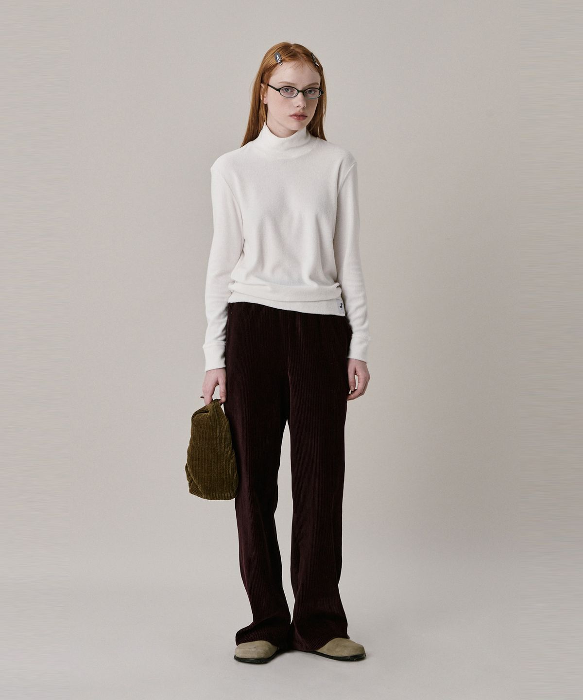 준준스페이스(JUNEJUNE SPACE) New Logo Basic Turtleneck T-shirt_White (뉴 로고 베이직 터틀넥 티셔츠_화이트)